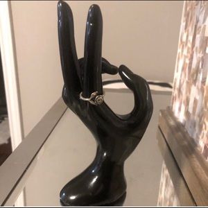 James Avery sterling silver rose ring size 6 in great condition